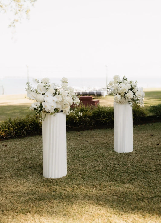 Plinths White Ripple Round Matte Set 2