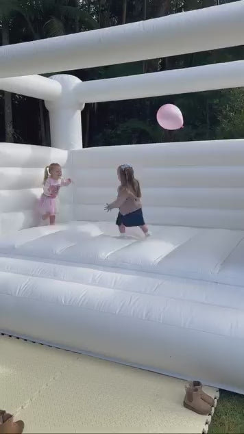 Jumping Castle White 4m x 3m
