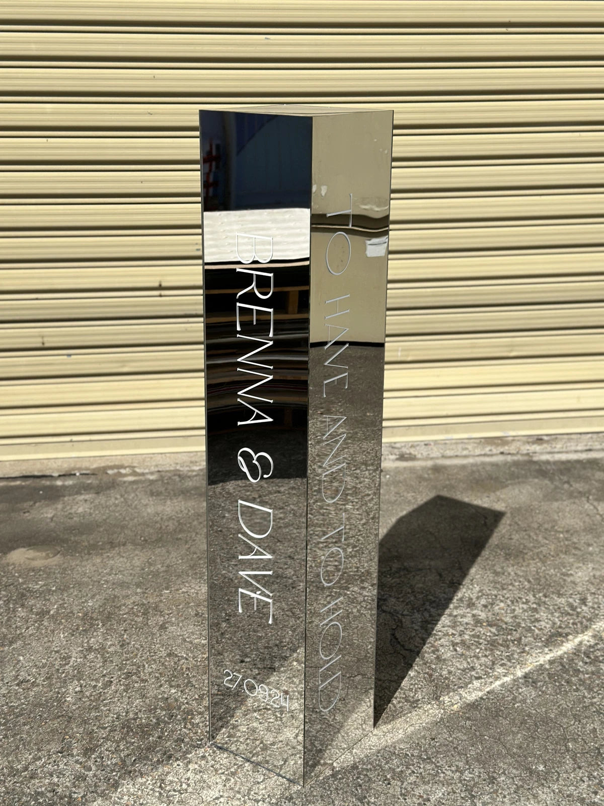 Plinths Mirrored Square