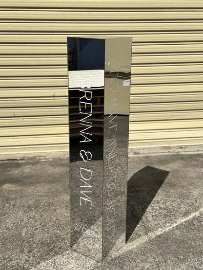 Plinths Mirrored Square